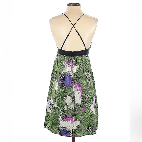 Single Dress Abstract Print Fun Strappy Dress in Green & Black 100% Silk Small - Picture 2 of 13